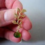 Gold Branch and Peridot Gre..