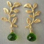 Gold Branch and Peridot Gre..